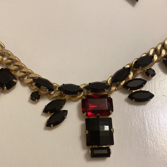 Club Monaco statement necklace - Picture 3 of 3